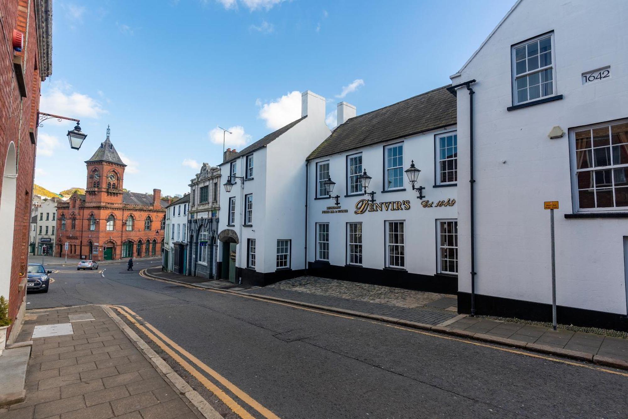Denvir'S Of Downpatrick Hotel Exterior foto